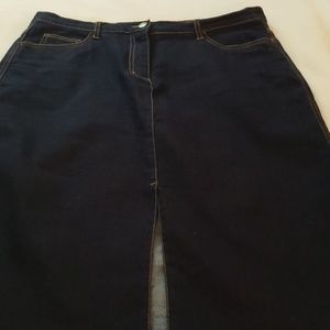 4/$15 3/$10 Midi denim skirt